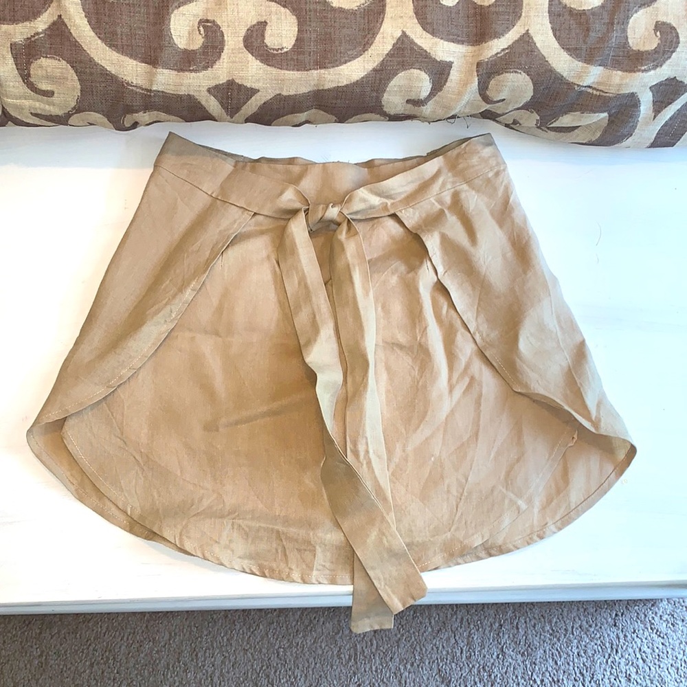 Listicle Skirt - Women’s size Small